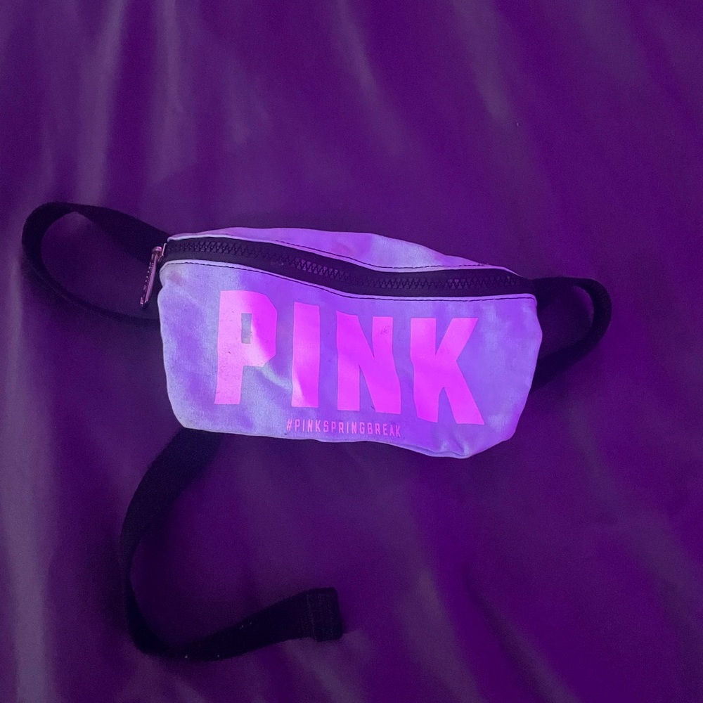 turquoise pink brand fanny pack🤍